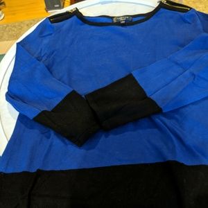 Spense Knits sweater size Medium